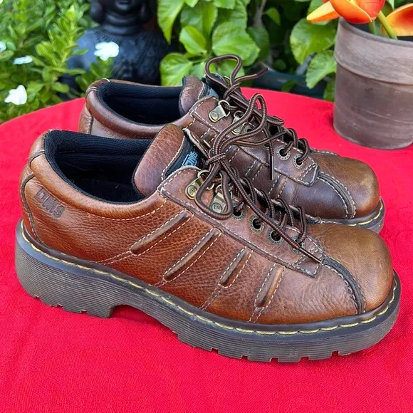Dr. Martens Caramel Brown Chunky 6 Eye Lace Up Vintage Oxfords