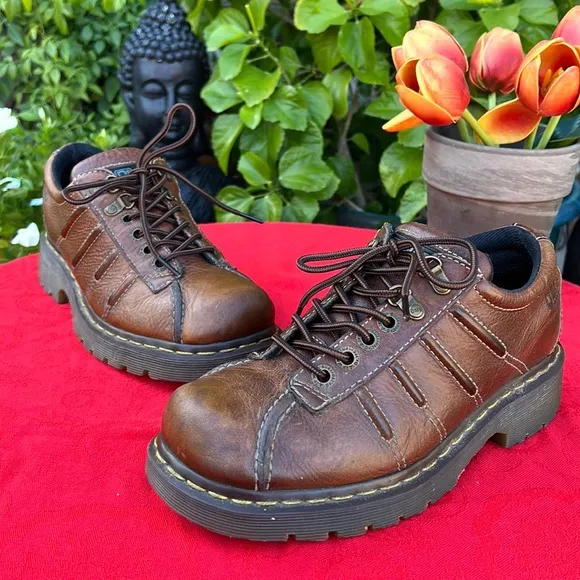Dr. Martens Caramel Brown Chunky 6 Eye Lace Up Vintage Oxfords