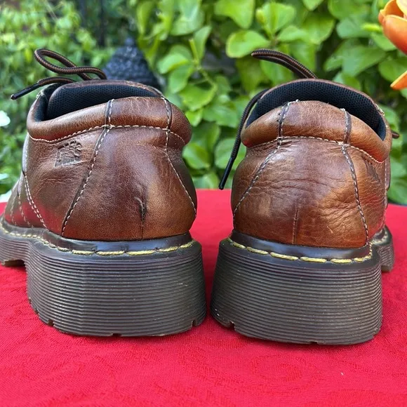 Dr. Martens Caramel Brown Chunky 6 Eye Lace Up Vintage Oxfords