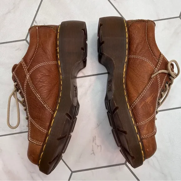 Dr. Martens Chunky Vtg 90s Light Brown Leather Daisy Flower 12283 Oxfords Sz 9