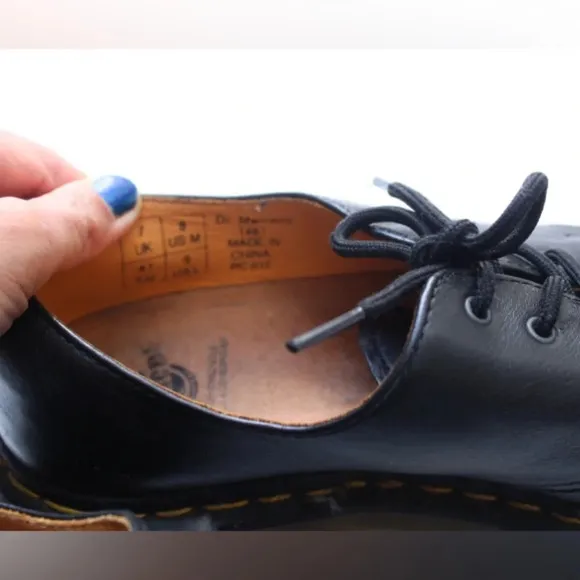 Dr. Martens classic oxfords