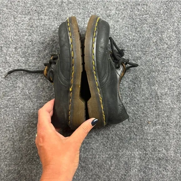 DR MARTENS Kids MADE IN ENGLAND Black Leather Lace Up Oxfords size: 1