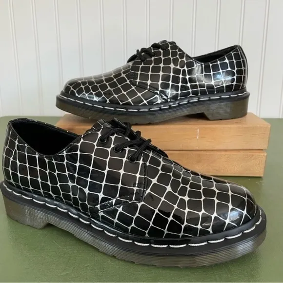 Dr Martens LTD EDT Geometric/Reptile Print in Black &amp; Silver #10084
