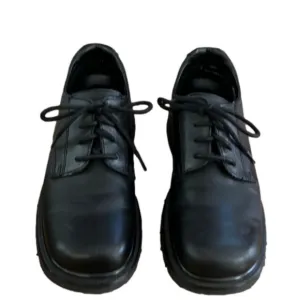 DR. Marten’s Air Cushioned Sole black leather lace up oxfords