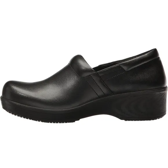 Dr. Scholl's Women's Dynamo Slip-Resistant Work Clog - Size 8.5 W