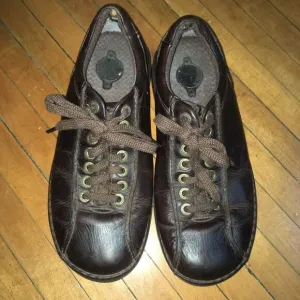 Dr. Martens Perry brown business casual Oxford