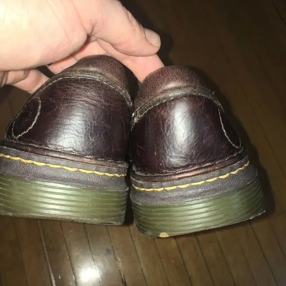 Dr. Martens Perry brown business casual Oxford