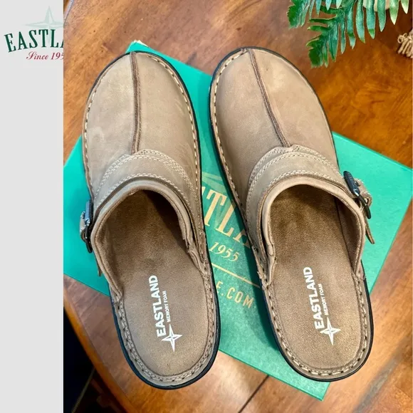 EASTLAND Hand-Stiched Genuine Suede Strap &amp; Buckle Mae Clogs NWT/11M