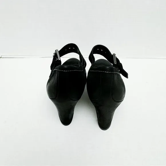 Ecco - Black Kiev Leather 65mm Round Toe Heels