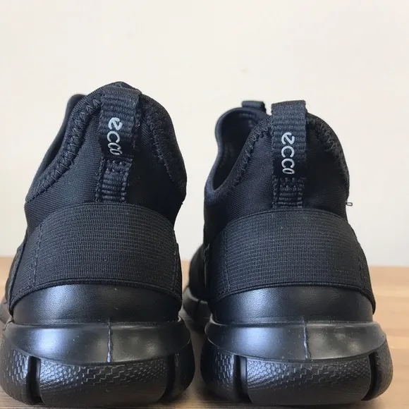 🎁Ecco Kids Intrinsic Slip-Ons Sneakers