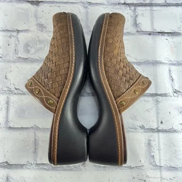 ECCO Leather Mules Women’s 39 (US 8 - 8.5 ) Brown Basket Weave Clog Studded