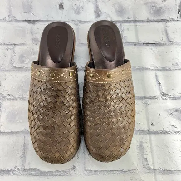ECCO Leather Mules Women’s 39 (US 8 - 8.5 ) Brown Basket Weave Clog Studded