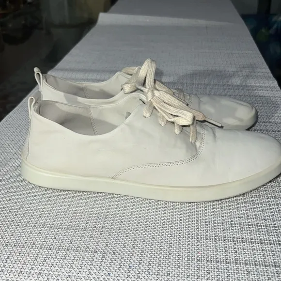 “𝅺ecco” soft leather Sneakers Oxfords, off white , size10/41, minimalist style