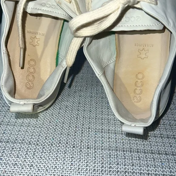 “𝅺ecco” soft leather Sneakers Oxfords, off white , size10/41, minimalist style