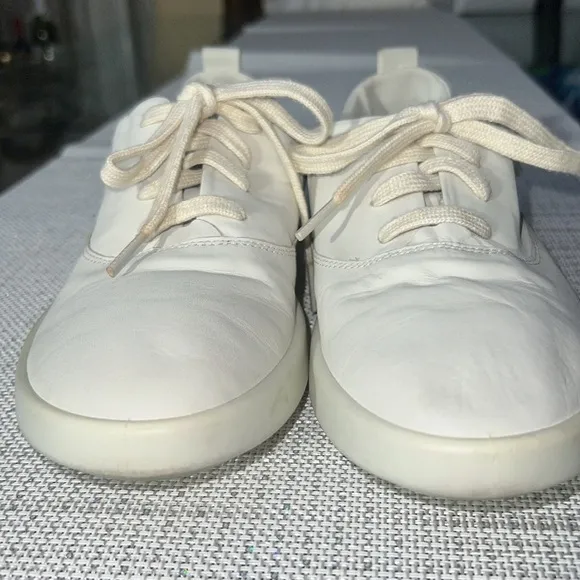 “𝅺ecco” soft leather Sneakers Oxfords, off white , size10/41, minimalist style