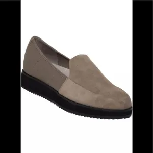 Eileen Fisher Dell Suede Loafer Taupe​​​​​​​​​