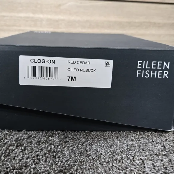 Eileen Fisher Red Cedar Oiled Nubuck Clog Women's Red Leather Clogs NEW size 7