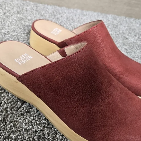 Eileen Fisher Red Cedar Oiled Nubuck Clog Women's Red Leather Clogs NEW size 7