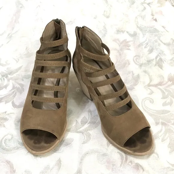 Eileen Fisher Sienna Nubuck James Strappy Block Heel Sandal Sz 6.5