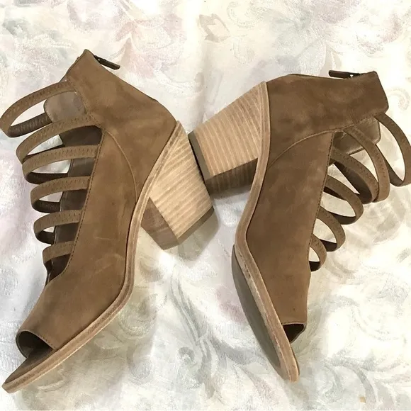 Eileen Fisher Sienna Nubuck James Strappy Block Heel Sandal Sz 6.5