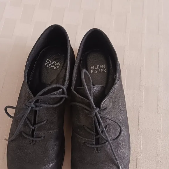 Eileen Fisher Suede Lace Up Oxfords