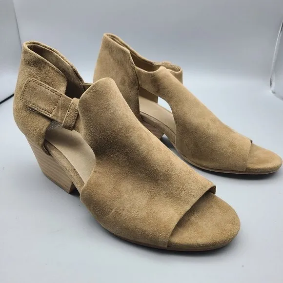 Eileen Fisher Women bootie Tan suede Mid Heels Open Toe Sandal sz 7 new
