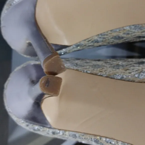 Enzo Angiolini silver sparkling open toe heels size 7.5