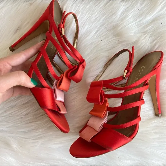 ESCADA Red Satin Silk Pleated Strappy Open Toe Heels sz. 36.5