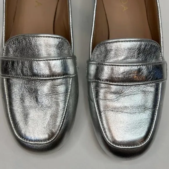 ESCADA Vero Cuoio Leather Made in Italy 🇮🇹 Silver Oxfords Flats Loafers Sz35.5