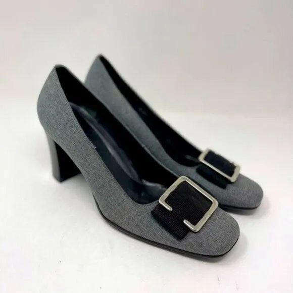 Etienne Aigner womans gray heels large buckle 7M BoxR