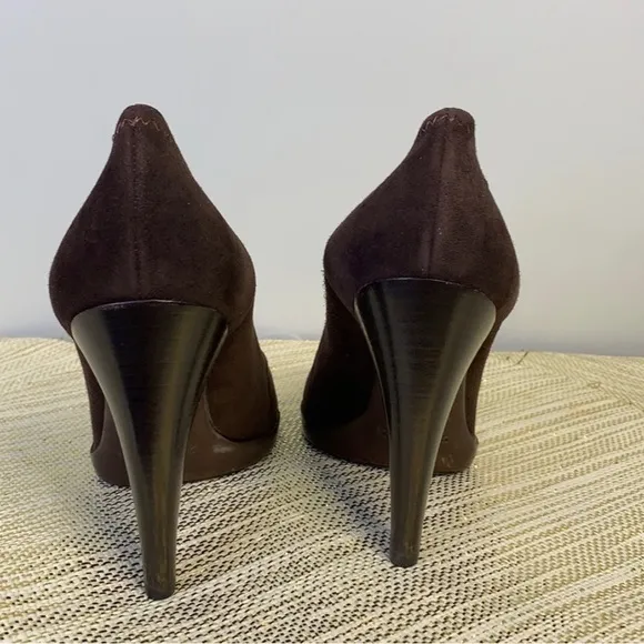 EUC CASADEI BROWN SUEDE HEELS 8 B LIKE NEW IN BOX