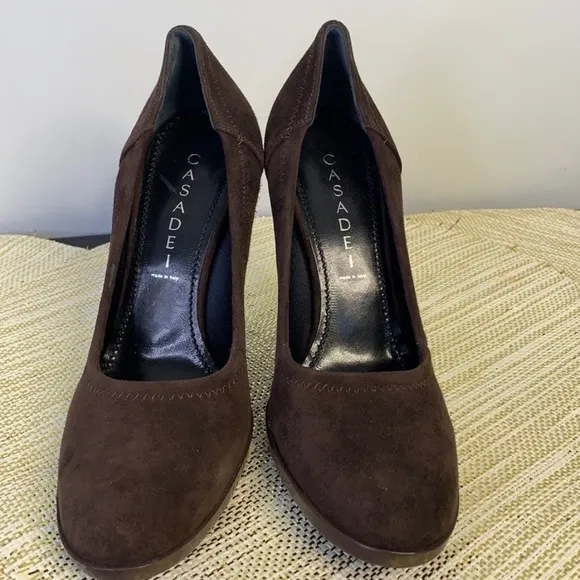 EUC CASADEI BROWN SUEDE HEELS 8 B LIKE NEW IN BOX