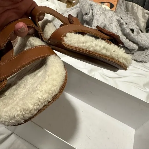 EUC Definery Radica Leather Flats‎ size 40 reg $365 with Box