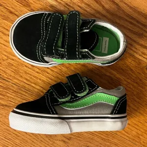 EUC Vans Toddler Sneaker