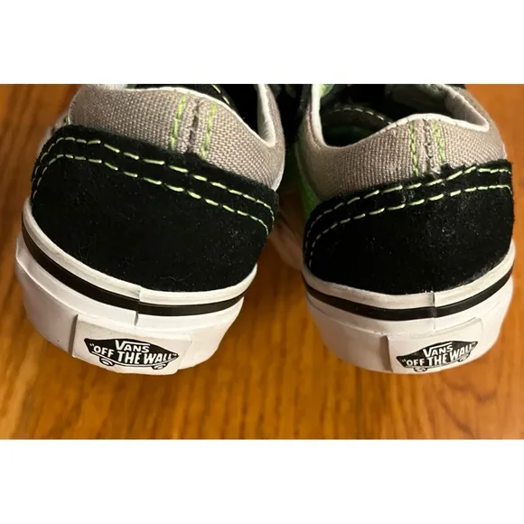 EUC Vans Toddler Sneaker