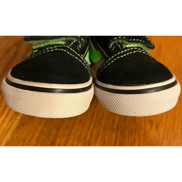 EUC Vans Toddler Sneaker