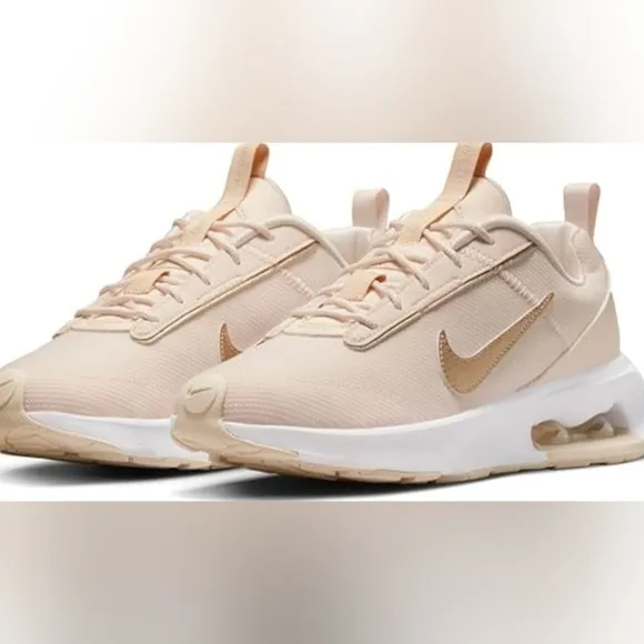EUC Women's Nike Air Max INTRLK - Soft Pink w/Gold Shimmer - Size 10