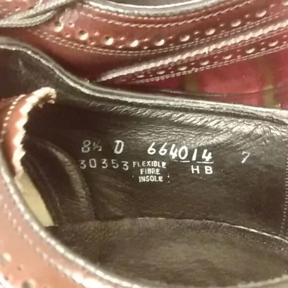 EUC FLORSHEIM Mahogany 100% Leather Oxfords Wingtip Shoes 8.5D
