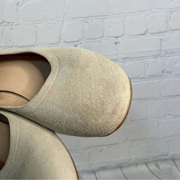 Everlane cream suede leather chunky block heels size 7.5 NEW