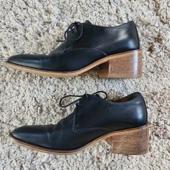 Everlane Heeled Black Italian Leather Lace Up Oxfords