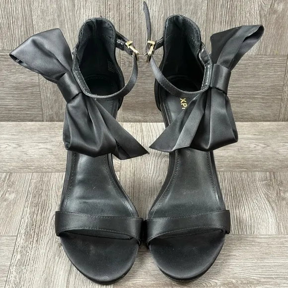 Express Women’s Black Ankle Oversized Bow Open Toe Heels Size 7