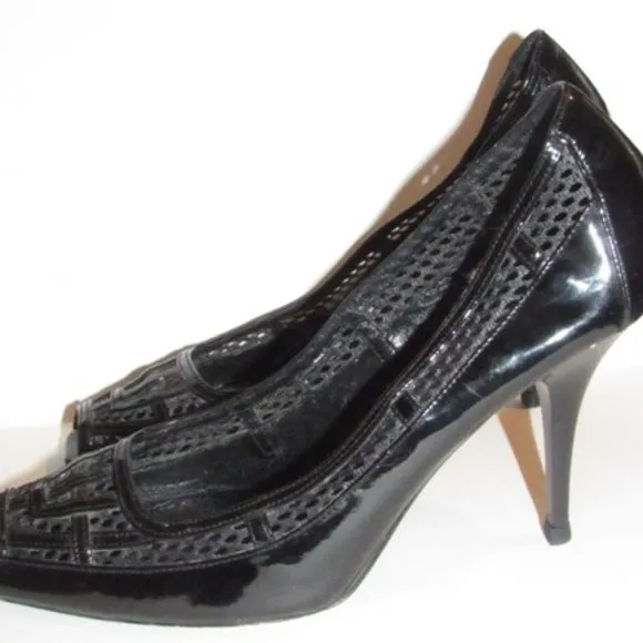 Fendi Glossy Black W Woven Mesh Trim Accent Pumps