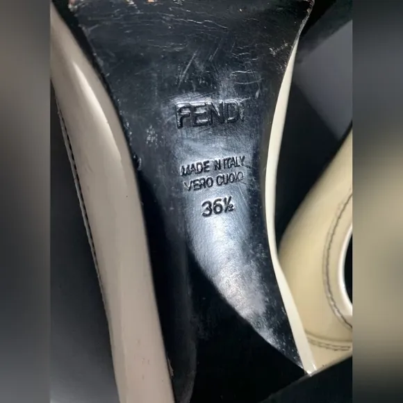 FENDI HEELS Size 36.5 European
