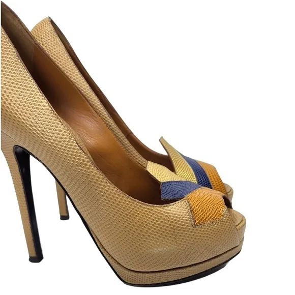 Fendi Peep Toe Platform Pebbled Leather Tritone Heels in Tan/Blue/Gold
