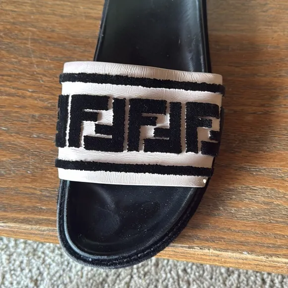 Fendi zucca FF logo terry and leather slides size 40 used**