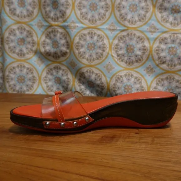 FERRAGAMO Carlyn Orange Leather / Clear Lucite Low Wedge-heeled Slides, size 7