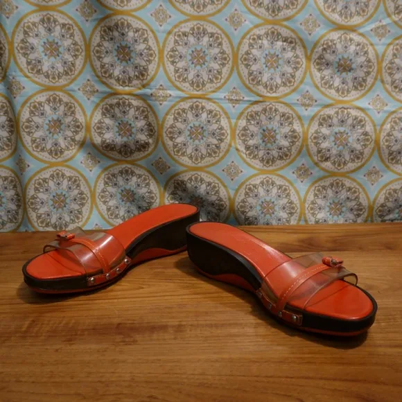 FERRAGAMO Carlyn Orange Leather / Clear Lucite Low Wedge-heeled Slides, size 7