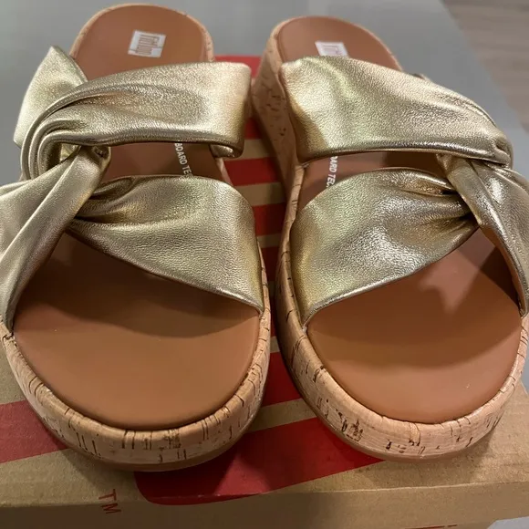 FITFLOP LEATHER-TWIST GOLD TONED FLATFORM SLIDES-size 8- NWT