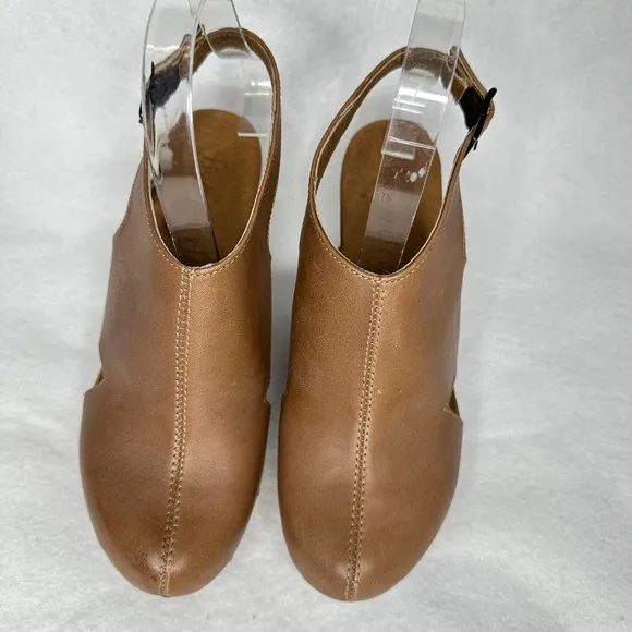 Five Worlds by Cordani Wooden Austina Clogs Boho Tan Brown Leather Size 7