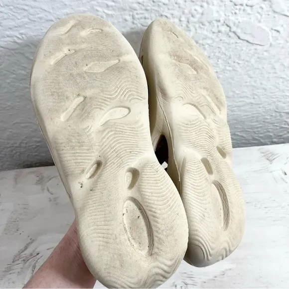 Foam Shoes 42 8 8.5 Ivory Cream